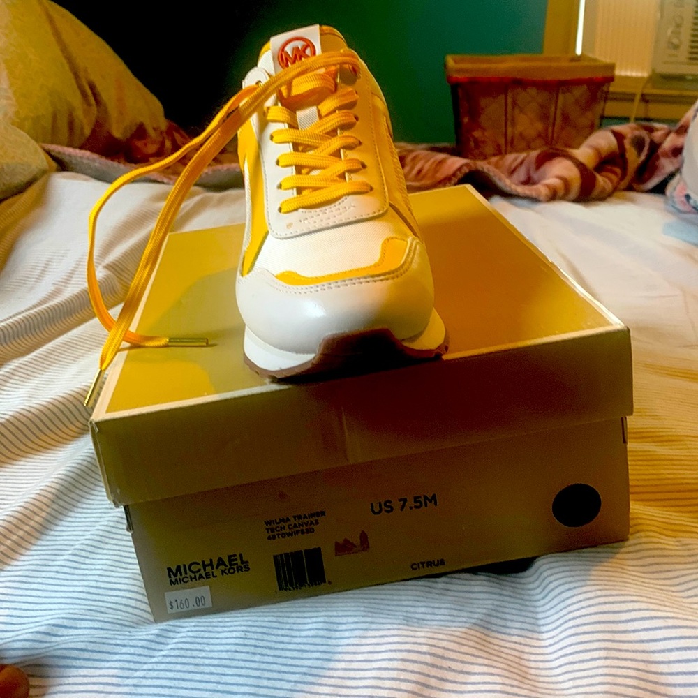 Michael Kors woman sneaker
